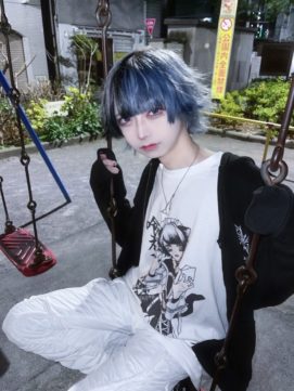 ブルー×ブラック　前髪ツートーン